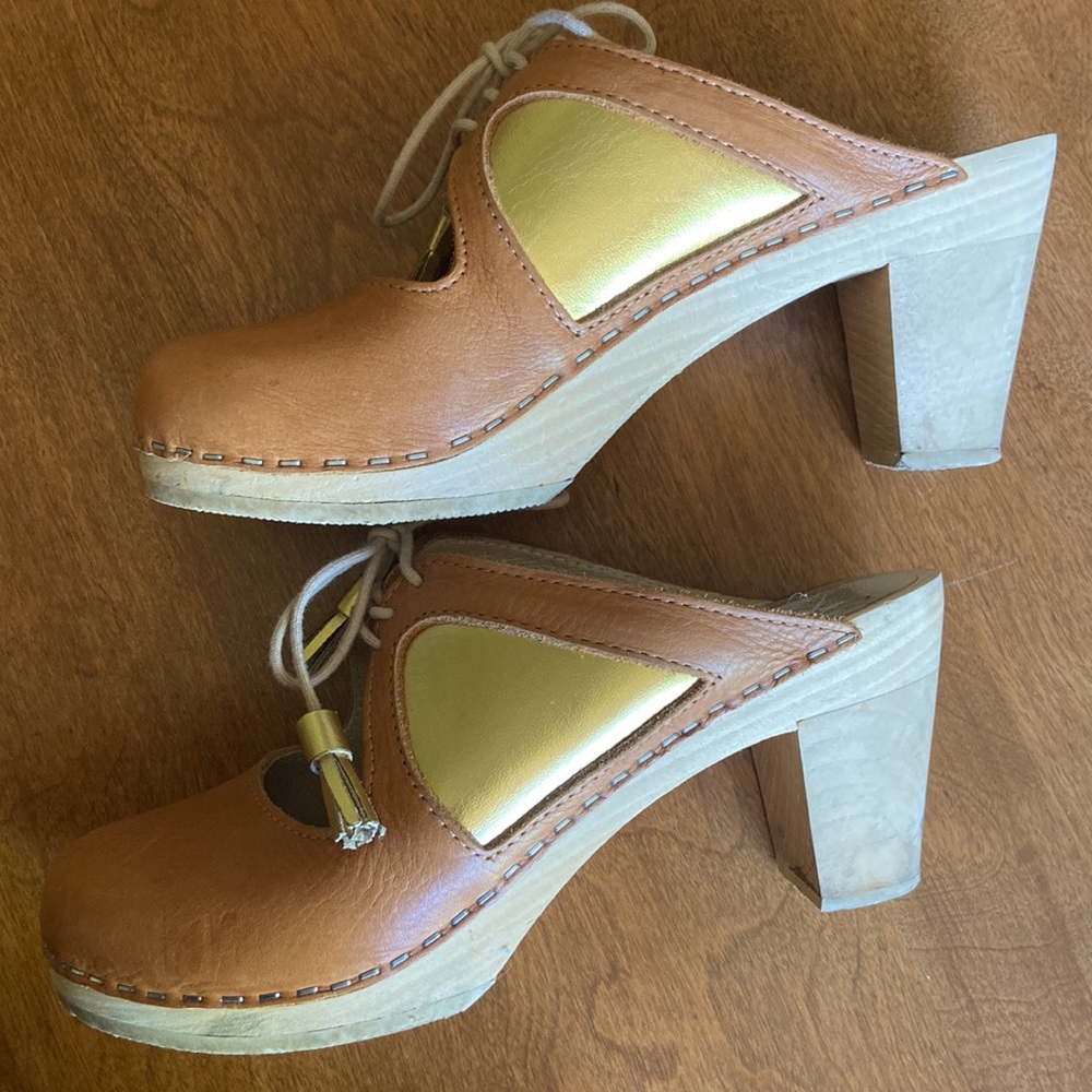 Maguba Swedish Clogs - image 5